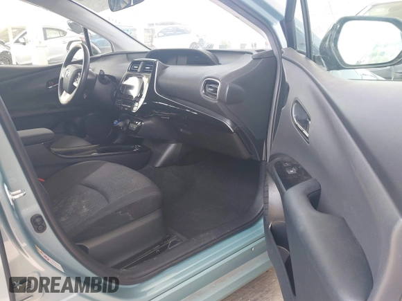 2016 Toyota Prius Four z VIN JTDKARFU8G3026830, wystawiony jako IAAI lot #41915928 z przebiegiem 64 409 mil mil oraz . Historia ofert i sprzedaży dostępna na DreamBid. Obrazek 5.