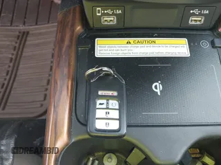 2020 Honda CR-V Touring с VIN 7FART6H93LE014926, выставлен на аукционе IAAI как лот 41242690 с пробегом 87 924 миль миль и . История ставок и продаж доступна на DreamBid. Изображение 11.