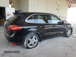 2012 Porsche Cayenne S Hybrid с VIN WP1AE2A20CLA92021, выставлен на аукционе Copart как лот 48619105 с пробегом 164 867 миль миль и Чистый • Clean title. История ставок и продаж доступна на DreamBid. Изображение 3.