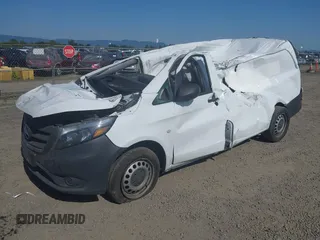2017 Mercedes-Benz Metris Cargo z VIN WD3PG2EA5H3224490, wystawiony jako IAAI lot #42001238 z przebiegiem 71 869 mil mil oraz . Historia ofert i sprzedaży dostępna na DreamBid. Obrazek 2.