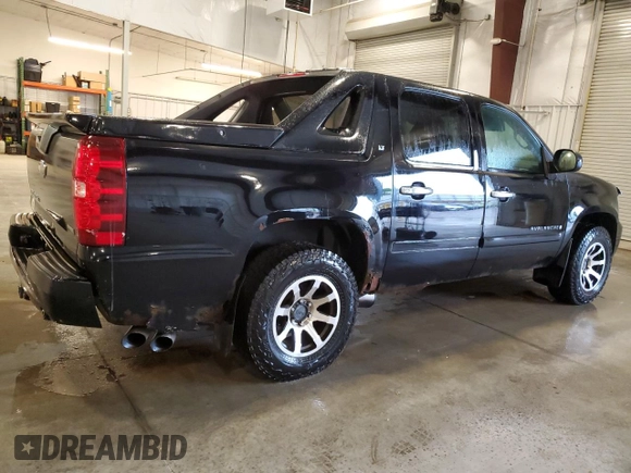 2007 Chevrolet Avalanche 1LT z VIN 3GNFK123X7G295672, wystawiony jako Copart lot #59890175 z przebiegiem 207 855 mil mil oraz Czysty tytuł • Clean title. Historia ofert i sprzedaży dostępna na DreamBid. Obrazek 3.