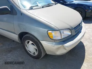 2000 Toyota Sienna LE with VIN 4T3ZF13C2YU293649, listed as a IAAI auction lot 42299543 with 139,504 mi miles and . Bid and sale history available at DreamBid. Image 6.