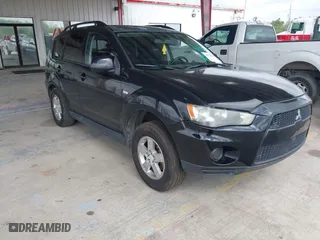 2010 Mitsubishi Outlander ES with VIN JA4AS2AW8AZ014667, listed as a IAAI auction lot 41921018 with 64,626 mi miles. Bid and sale history available at carsss.com. Image 1.