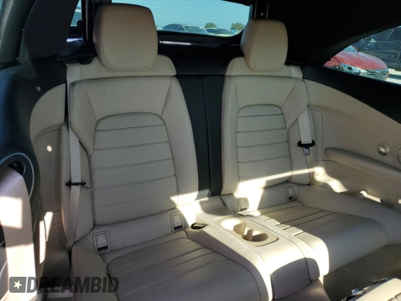 2019 Mercedes-Benz C 300 z VIN WDDWK8EB9KF780065, wystawiony jako Copart lot #67057993 z przebiegiem 38 478 mil mil oraz Szkoda całkowita • Salvage title. Historia ofert i sprzedaży dostępna na DreamBid. Obrazek 10.