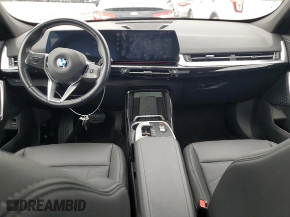 2023 BMW X1 xDrive28i with VIN WBX73EF09P5W64467, listed as a Copart auction lot 58586875 with 29,022 mi miles and Salvage title. Bid and sale history available at DreamBid. Image 8.