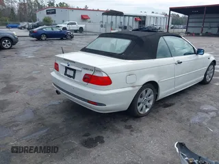 2005 BMW 3 Series 325Ci with VIN WBABW33405PL37240, listed as a IAAI auction lot 41650058 with 154,954 mi miles and . Bid and sale history available at carsss.com. Image 4.