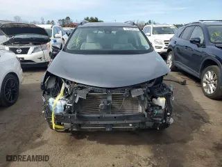 2017 Toyota RAV4 XLE with VIN JTMRFREV3HD198494, listed as a Copart auction lot 51052915 with 96,036 mi miles and Salvage Title. Bid and sale history available at carsss.com. Image 5.