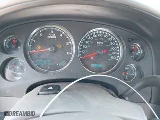 2009 Chevrolet Avalanche LT w/2LT with VIN 3GNEC22029G165697, listed as a IAAI auction lot 41797139 with 204,277 mi miles. Bid and sale history available at carsss.com. Image 7.