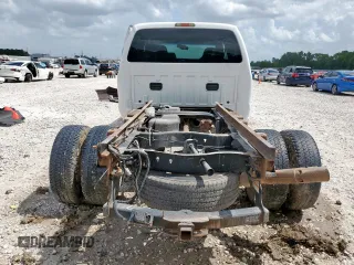 2010 Ford F-350 XL with VIN 1FTWW3DR9AEA59443, listed as a Copart auction lot 61190545 with 147,998 mi miles and Salvage title. Bid and sale history available at DreamBid. Image 6.