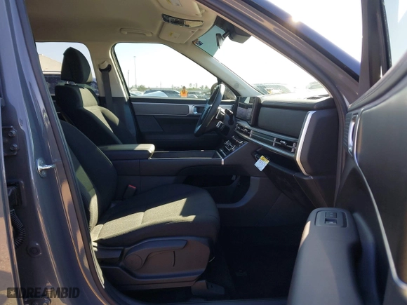 2024 Hyundai Santa Fe SE with VIN 5NMP14GL9RH048533, listed as a IAAI auction lot 41728367 with 7,945 mi miles. Bid and sale history available at carsss.com. Image 5.