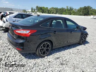 2014 Ford Focus SE with VIN 1FADP3F20EL227594, listed as a Copart auction lot 54880375 with 163,394 mi miles and Non Repairable. Bid and sale history available at DreamBid. Image 3.