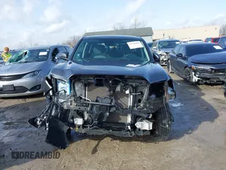 2021 Toyota Tacoma SR z VIN 3TMCZ5AN5MM377663, wystawiony jako IAAI lot #41726696 z przebiegiem 32 125 mil mil oraz . Historia ofert i sprzedaży dostępna na DreamBid. Obrazek 13.