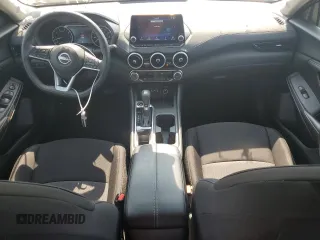 2025 Nissan Sentra SV z VIN 3N1AB8CV7SY208490, wystawiony jako Copart lot #59798175 z przebiegiem 15 479 mil mil oraz Czysty tytuł • Clean title. Historia ofert i sprzedaży dostępna na DreamBid. Obrazek 8.