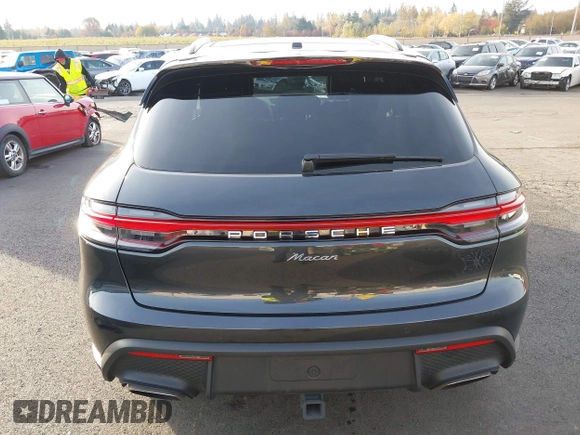 2022 Porsche Macan with VIN WP1AA2A55NLB07718, listed as a IAAI auction lot 40813536 with 15,336 mi miles. Bid and sale history available at carsss.com. Image 17.