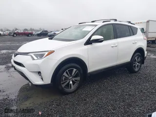 2017 Toyota RAV4 XLE with VIN JTMRFREV2HD212188, listed as a IAAI auction lot 41216790 with 79,594 mi miles. Bid and sale history available at carsss.com. Image 20.