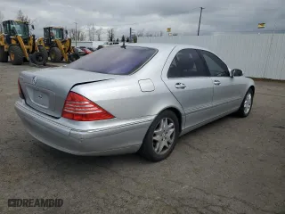 2006 Mercedes-Benz S-Class 3.7L with VIN WDBNF67J76A475815, listed as a Copart auction lot 47434105 with 132,766 mi miles and Salvage Title. Bid and sale history available at carsss.com. Image 3.