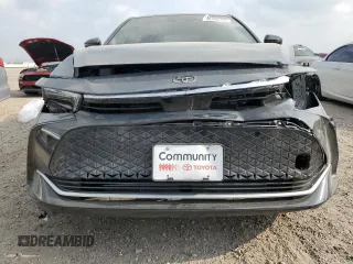 2025 Toyota Crown XLE with VIN JTDAAAAF8S3034506, listed as a Copart auction lot 48942395 with 2,018 mi miles and Salvage Title. Bid and sale history available at carsss.com. Image 5.