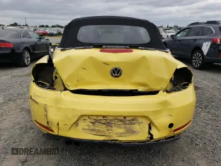 2013 Volkswagen Beetle 2.5L with VIN 3VW5P7AT5DM831285, listed as a Copart auction lot 53513525 with 31,102 mi miles and Salvage Title. Bid and sale history available at DreamBid. Image 6.