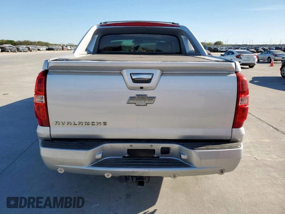 2013 Chevrolet Avalanche LTZ with VIN 3GNMCGE03DG132995, listed as a Copart auction lot 49694705 with 174,506 mi miles and Salvage title. Bid and sale history available at DreamBid. Image 6.