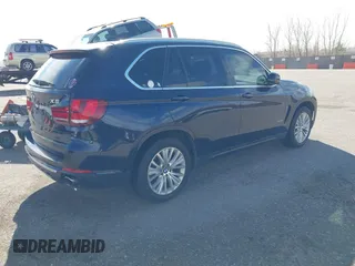 2016 BMW X5 xDrive35i with VIN 5UXKR0C54G0P19251, listed as a IAAI auction lot 41724798 with 87,824 mi miles. Bid and sale history available at carsss.com. Image 4.