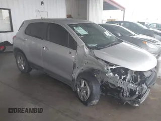 2022 Chevrolet Trax LS with VIN KL7CJKSM9NB543040, listed as a IAAI auction lot 41461219 with 38,157 mi miles and . Bid and sale history available at DreamBid. Image 1.