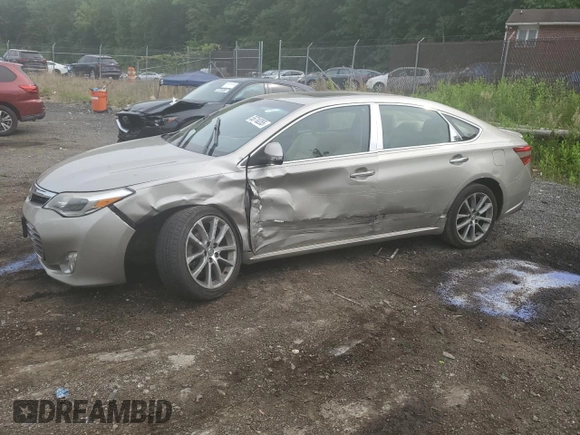 2014 Toyota Avalon Limited z VIN 4T1BK1EB7EU079438, wystawiony jako Copart lot #56710265 z przebiegiem 132 762 mil mil oraz Szkoda całkowita • Salvage title. Historia ofert i sprzedaży dostępna na DreamBid. Obrazek 1.