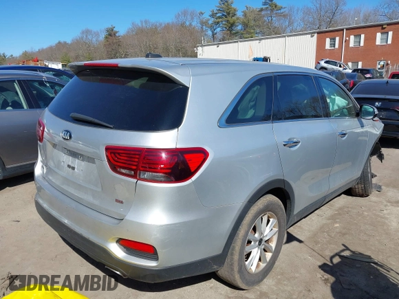 2019 Kia Sorento L with VIN 5XYPG4A38KG456514, listed as a IAAI auction lot 41714142 with 53,777 mi miles. Bid and sale history available at carsss.com. Image 4.