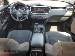 2017 Kia Sorento LX V6 with VIN 5XYPGDA57HG272708, listed as a Copart auction lot 52652645 with 152,116 mi miles and Clean Title. Bid and sale history available at carsss.com. Image 8.