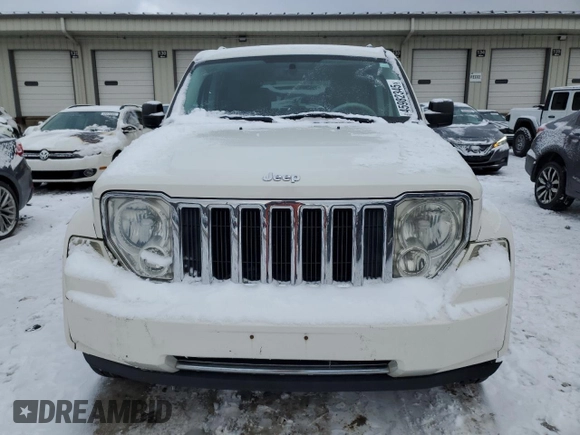 2008 Jeep Liberty Limited with VIN 1J8GN58K78W186575, listed as a Copart auction lot 45982345 with 139,813 mi miles and Salvage Title. Bid and sale history available at DreamBid. Image 5.
