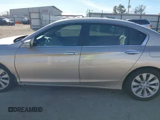 2013 Honda Accord Sdn EX-L with VIN 1HGCR2F88DA143534, listed as a IAAI auction lot 40962871 with 226,188 mi miles. Bid and sale history available at carsss.com. Image 14.