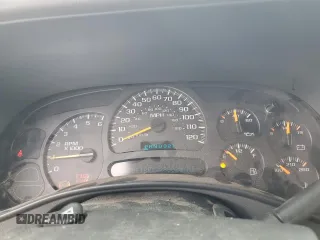2003 Chevrolet Avalanche z VIN 3GNEC13T93G290660, wystawiony jako Copart lot #52621175 z przebiegiem 288 025 mil mil oraz Czysty tytuł • Clean title. Historia ofert i sprzedaży dostępna na DreamBid. Obrazek 9.