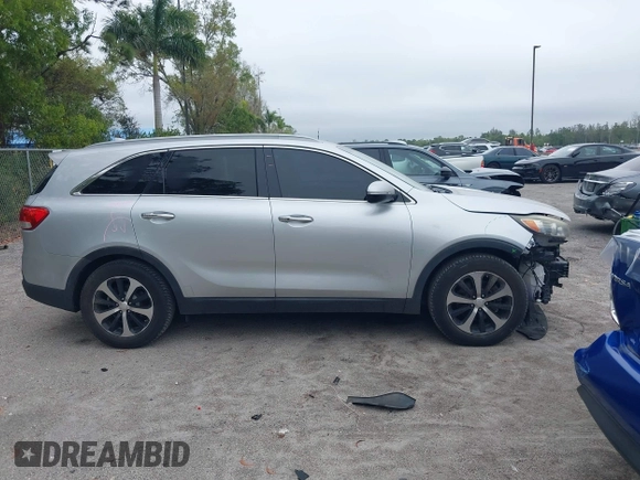2016 Kia Sorento EX with VIN 5XYPH4A55GG041740, listed as a IAAI auction lot 41555876 with 166,255 mi miles. Bid and sale history available at carsss.com. Image 13.