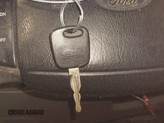 1999 Ford F-150 с VIN 1FTRX18W7XKB53507, выставлен на аукционе IAAI как лот 42124861 с пробегом Не указан миль и . История ставок и продаж доступна на DreamBid. Изображение 11.