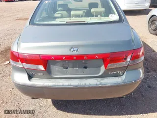 2008 Hyundai Azera Limited with VIN KMHFC46F58A252140, listed as a IAAI auction lot 42042343 with 201,418 mi miles. Bid and sale history available at carsss.com. Image 6.