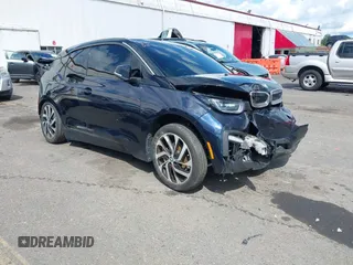 2019 BMW i3 z VIN WBY8P2C52K7E60919, wystawiony jako IAAI lot #42111272 z przebiegiem 14 562 mil mil oraz . Historia ofert i sprzedaży dostępna na DreamBid. Obrazek 1.