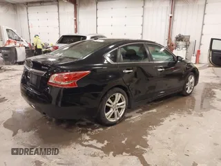 2013 Nissan Altima SV with VIN 1N4BL3AP1DN494400, listed as a IAAI auction lot 41985988 with 114,916 mi miles and . Bid and sale history available at DreamBid. Image 4.