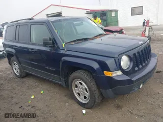 2014 Jeep Patriot Altitude with VIN 1C4NJPBA7ED721997, listed as a IAAI auction lot 41138628 with 138,168 mi miles. Bid and sale history available at carsss.com. Image 1.
