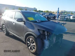2017 Kia Sorento EX with VIN 5XYPH4A5XHG235276, listed as a IAAI auction lot 42249716 with 165,518 mi miles and . Bid and sale history available at DreamBid. Image 14.