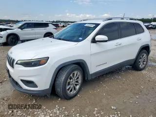 2019 Jeep Cherokee Latitude Plus с VIN 1C4PJLLB7KD232746, выставлен на аукционе Copart как лот 59380405 с пробегом 98 200 миль миль и Списание • Salvage title. История ставок и продаж доступна на DreamBid. Изображение 1.