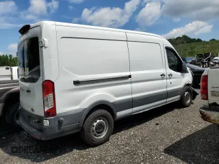 2018 Ford Transit z VIN 1FTYR2CMXJKA85664, wystawiony jako Copart lot #62708365 z przebiegiem Nie podano mil oraz Szkoda całkowita • Salvage title. Historia ofert i sprzedaży dostępna na DreamBid. Obrazek 3.