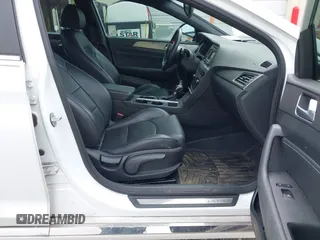 2015 Hyundai Sonata Sport with VIN 5NPE34AB1FH193503, listed as a IAAI auction lot 42195408 with 117,677 mi miles and . Bid and sale history available at carsss.com. Image 5.