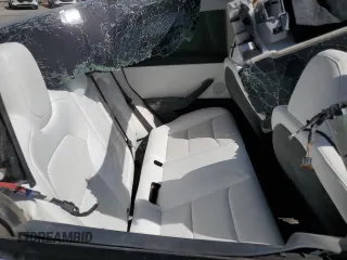 2025 Tesla Model 3 Long Range z VIN 5YJ3E1EA0SF924481, wystawiony jako Copart lot #50844985 z przebiegiem Nie podano mil oraz Szkoda całkowita • Salvage title. Historia ofert i sprzedaży dostępna na DreamBid. Obrazek 10.