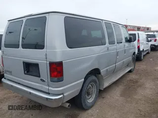 2007 Ford Econoline Passenger XL with VIN 1FBNE31L37DB46708, listed as a IAAI auction lot 41364840 with 268,211 mi miles. Bid and sale history available at carsss.com. Image 4.