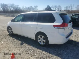 2011 Toyota Sienna LE AAS with VIN 5TDKK3DCXBS136774, listed as a Copart auction lot 47524695 with 209,318 mi miles and Salvage Title. Bid and sale history available at carsss.com. Image 2.