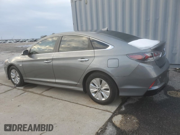 2018 Hyundai Sonata Hybrid SE with VIN KMHE24L3XJA078628, listed as a Copart auction lot 85949024 with 127,444 mi miles and Clean Title. Bid and sale history available at carsss.com. Image 2.