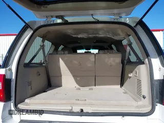 2013 Ford Expedition EL XLT with VIN 1FMJK1J58DEF12950, listed as a IAAI auction lot 40992286 with 185,786 mi miles. Bid and sale history available at carsss.com. Image 16.