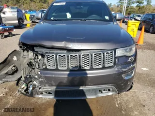 2017 Jeep Grand Cherokee Overland with VIN 1C4RJECGXHC696676, listed as a Copart auction lot 86885924 with 154,754 mi miles and Salvage Title. Bid and sale history available at carsss.com. Image 5.