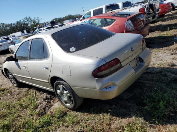 1996 Nissan Altima XE with VIN 1N4BU31D0TC157956, listed as a Copart auction lot 80838464 with 132,503 mi miles and Salvage Title. Bid and sale history available at carsss.com. Image 2.