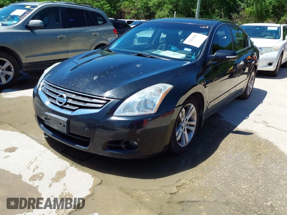 2012 Nissan Altima 3.5 SR with VIN 1N4BL2AP1CN561392, listed as a IAAI auction lot 42083850 with 187,570 mi miles. Bid and sale history available at carsss.com. Image 2.
