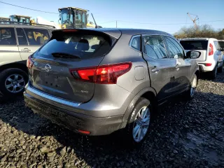 2018 Nissan Rogue Sport SV with VIN JN1BJ1CRXJW253320, listed as a Copart auction lot 64563322 with 18,821 mi miles. Bid and sale history available at carsss.com. Image 4.